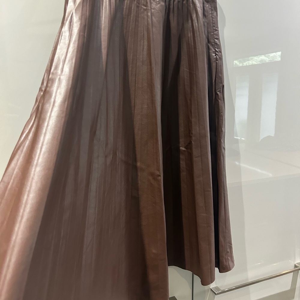Maison Cinqcent Pleated Faux Leather Skirt - Picture 2 of 8